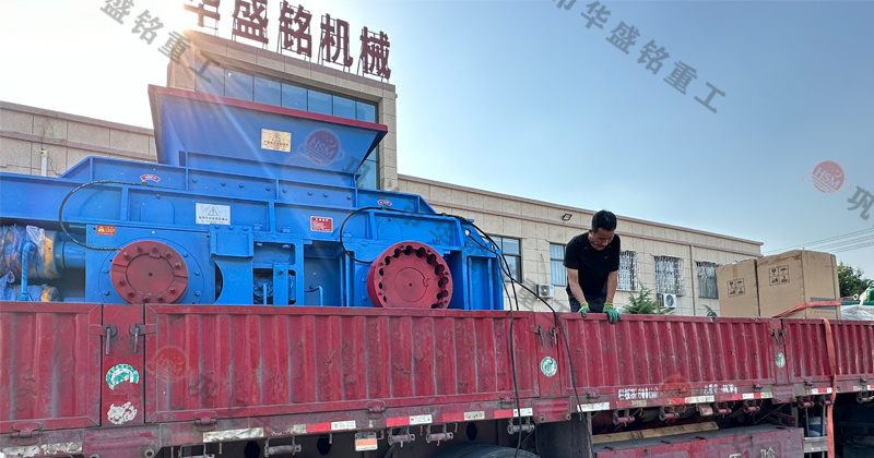 華盛銘廠家的對輥制砂機怎么樣？市場價一臺多少錢？